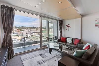 Awesome Central Wellington Apartment