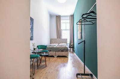 8 Studios with Terrace in Margareten
