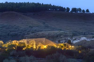 Masseria Fortificata Lo Zafferaneto