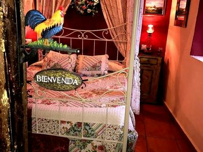 Room in Guest Room - Rural House the Fifth of Malu, Romantic Hotel in Cuenca, Romantic Getaways