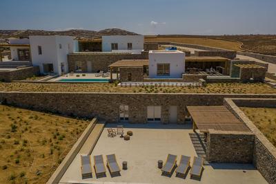 Amarelo Suites