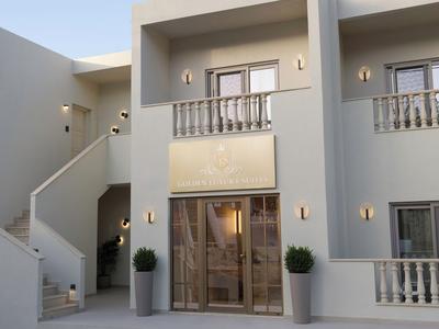 Golden Luxury Suites