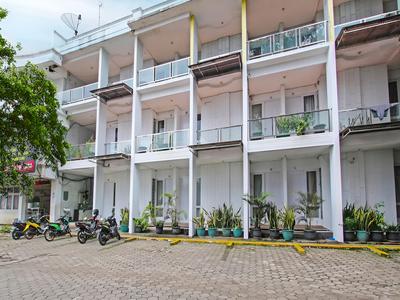 OYO Life 91957 Hotel Roda Mas 2