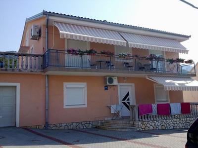 Apartments Biondić