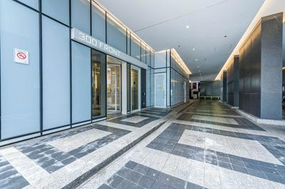 PlanURstay  - 300 Front Street West