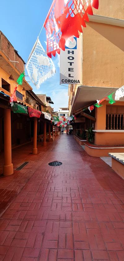 Hotel Corona Zihuatanejo