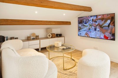 Bright Apartment - AC- 2P - Center of St Tropez