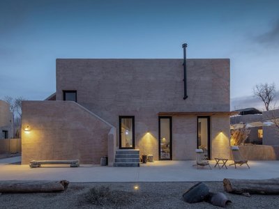 LOSTVILLA Zhongwei Yellow River