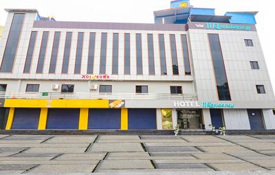 OYO 47586 J J Residency