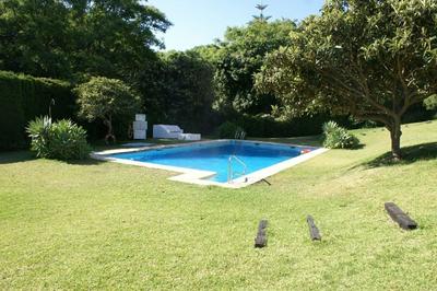 Attractive Apartment Near Puerto Banus