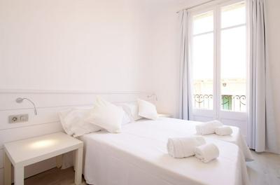 Hostal Express by gaiarooms