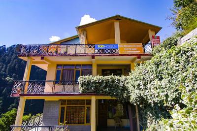 Fabhotel Orchard Retreat