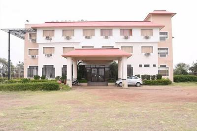 Hotel Regency Bina