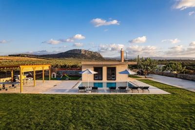 Villa Red Sunset by Estia