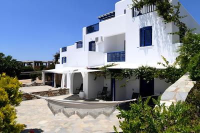 Dryades Family Hotel