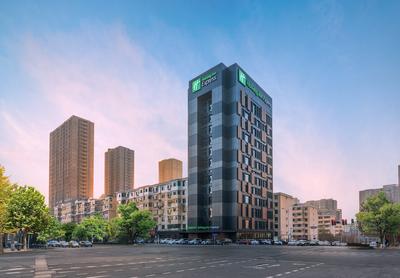 Holiday Inn Express Yangquan City Center by IHG