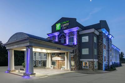Holiday Inn Express & Suites Marshall by IHG