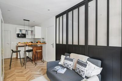 Modern Central Paris Flat by Les Halles