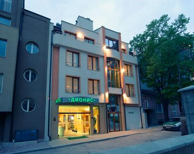 Dionis Hotel