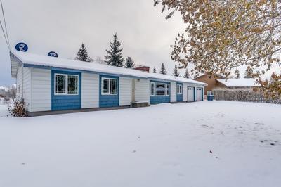 Spacious Fairbanks Home w/ Fireplaces!