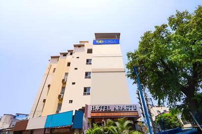 Fabhotel Arastu Plaza