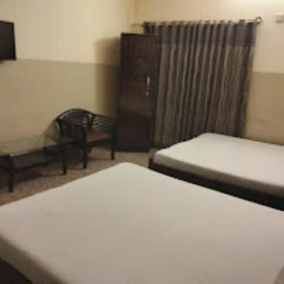 FOUR SEASON KARACHI AIRPORT