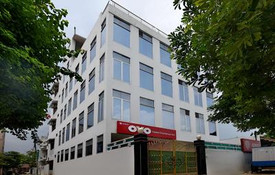OYO 4409 Hotel Chaitanya Inn