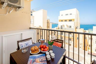 Sea Bliss 1 Bedroom Apartments by Getawaysmalta