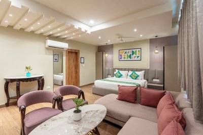 Treebo Premium Gateway Triveni