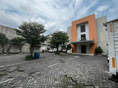 OYO 94442 Jebres Inn