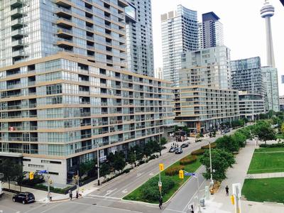 Beautiful Home by Rogers Centre