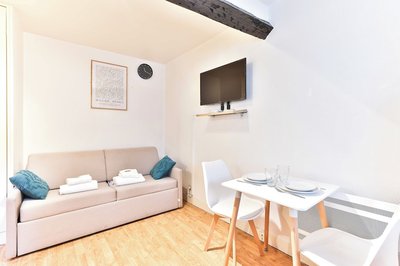 Le Marais - Rue de Bretagne