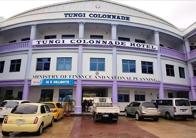 Tungi Colonnade Hotel