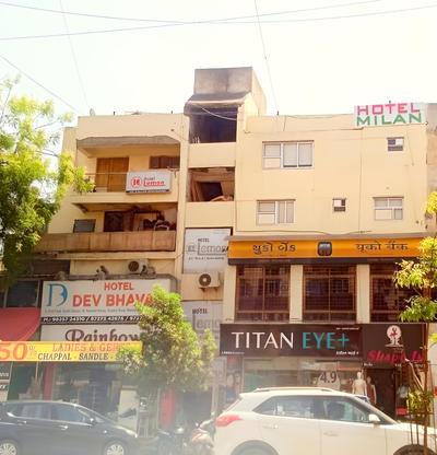 Hotel Milan Gurukul Road