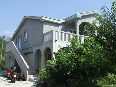 Apartments Lazović