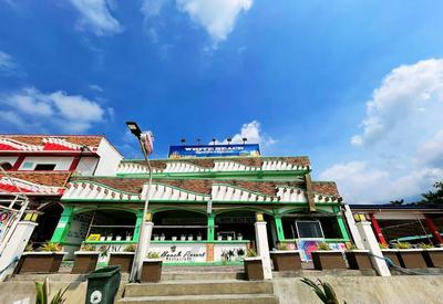 White Beach Resort Puerto Galera powered by Cocotel