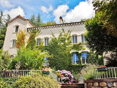 VILLA AIMEE LUXURY APARTMENTS WITH HEATED POOL