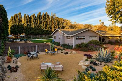 Hummingbird Haven by Avantstay Dog-friendly Near the Beach Huge Yard Hot Tub