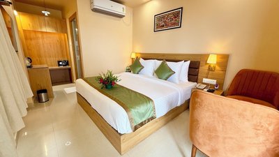 Hotel La Bella - near Sea Beach