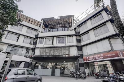 Hotel RR Suites - Near LODHA Xperia Mall