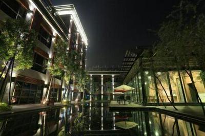 Imperial Dynasty Exquisite Hotel