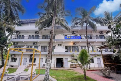 Fabhotel Bay Breeze