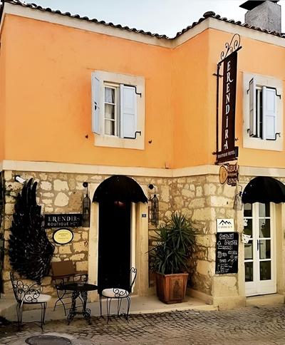 Erendira Hotel - Special Class