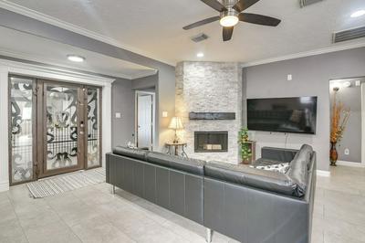 11 Mi to Dtwn: Family Home in Houston!