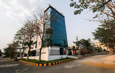 OYO 14504 The Conclave