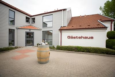 Hotel, Restaurant und Weinhandel Weinbek