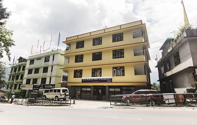 OYO 14894 Hotel Denzong Delight