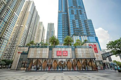 Luxury Landmark 81 Urban Apartment