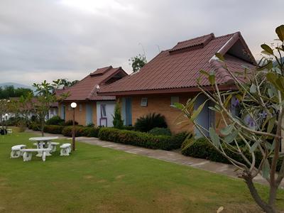 Mae Klang Banyen Hill