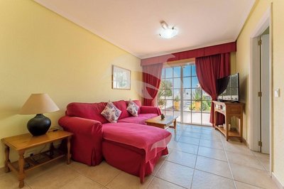 El Médano Apartment With Pool and Garden Views